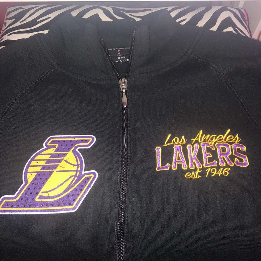 Lakers sweater